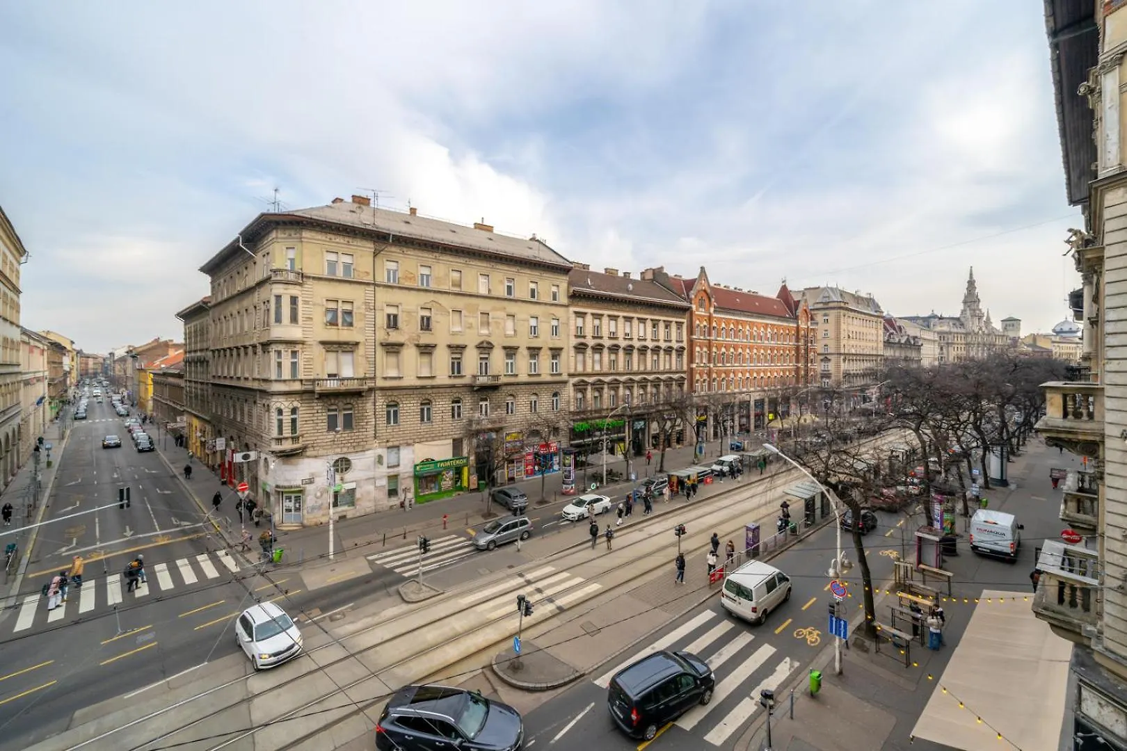 Апартаменты Downtown Delight - Erzsebet Blvd - 13 Ppl Будапешт